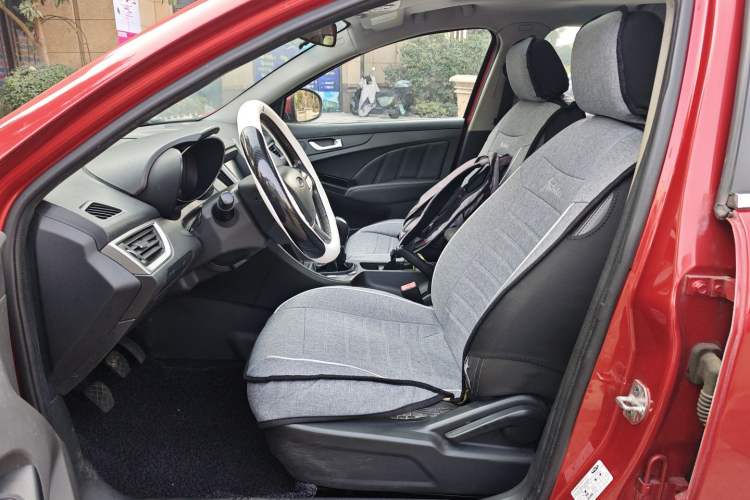 Used Chery Arrizo 7 2015 1.5T Manual ZhiShang Edition
