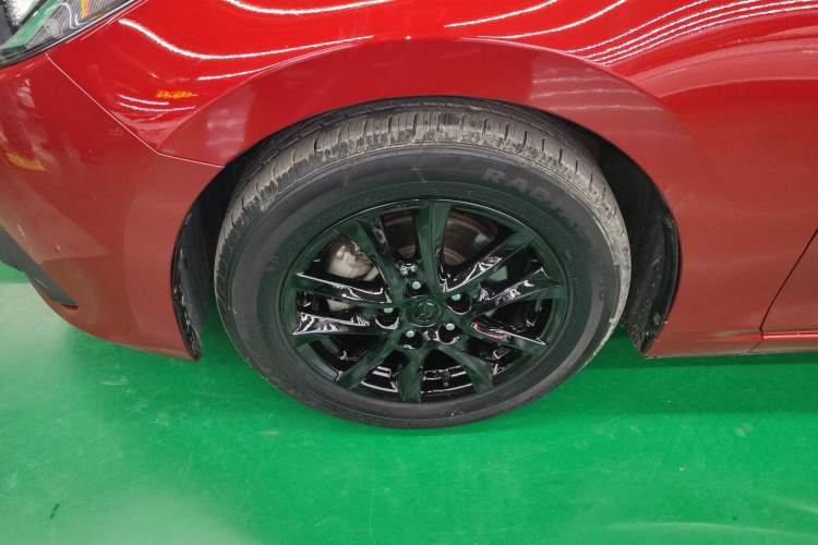 Used Mazda Mazda 3 Axela 2016 Sedan 1.5L Automatic Comfort Model
