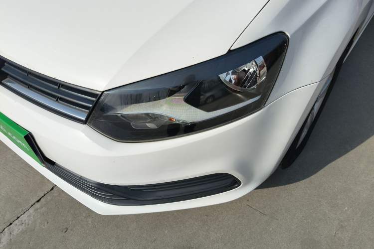 Used Volkswagen Polo 2016 1.4L Manual Fashion Model
