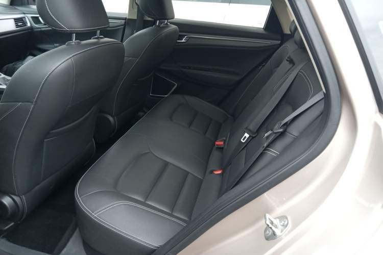 Used Geely Auto Emgrand GL 2018 1.8L DCT Elite Smart Connectivity Version
