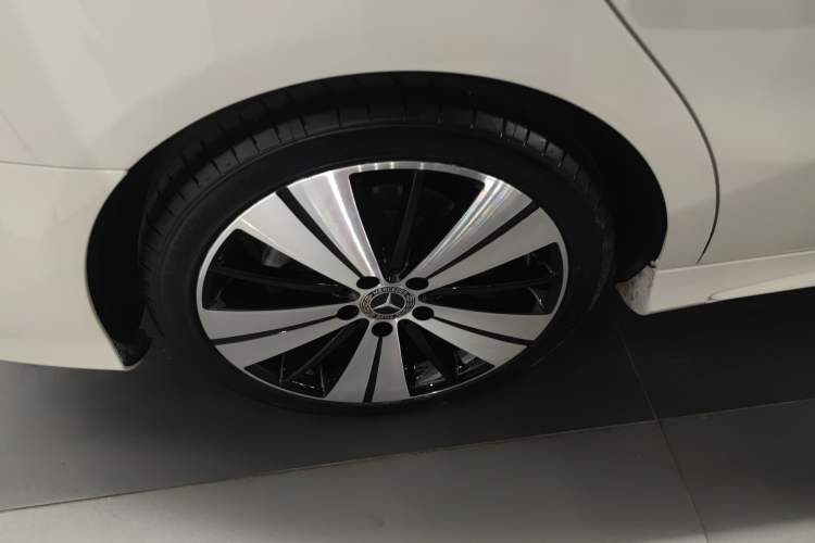 Used Mercedes-Benz CLA 2017 Facelifted CLA 200 Stylish Edition