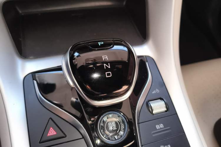 Used BYD Song Pro New Energy 2024 HONOR Edition DM-i 71KM Navigation Model