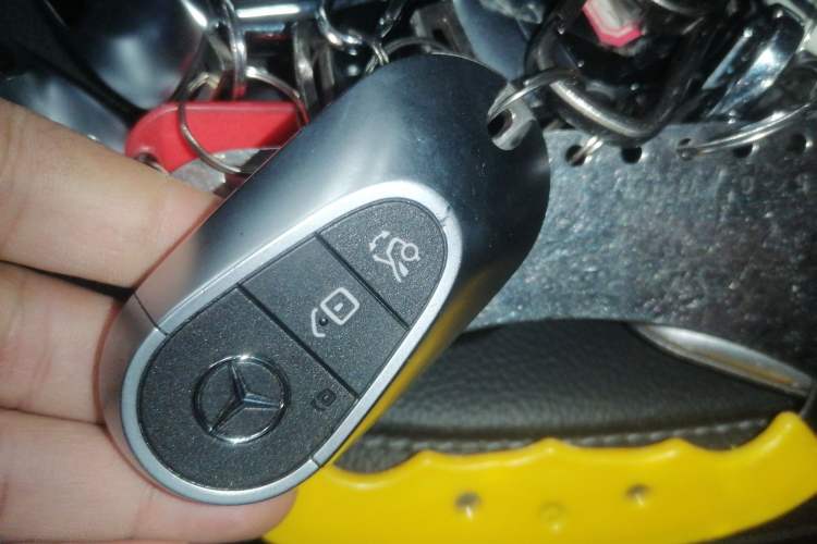 Used Mercedes-Benz GLC 2023 GLC 300 L 4MATIC Dynamic Edition 5-seater
