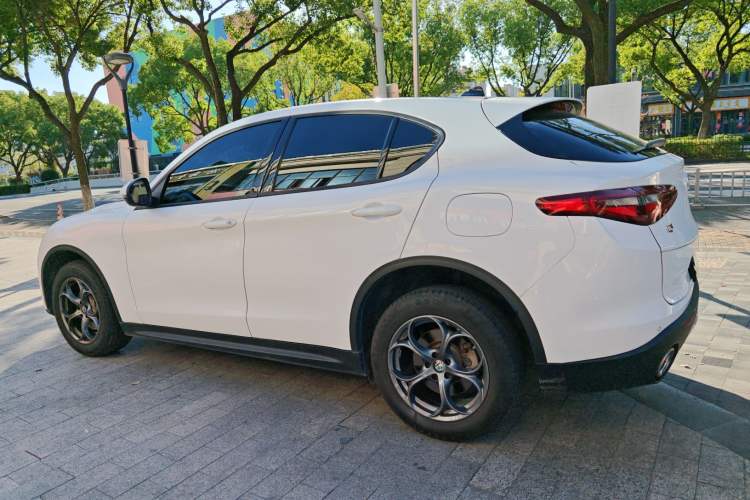 Used Alfa Romeo Stelvio 2017 2.0T 200HP Elite Edition
