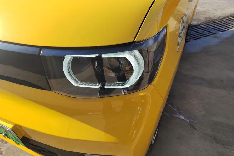 Used Wuling Hongguang MINIEV 2021 Macaron Premium Model – Lithium-NMC