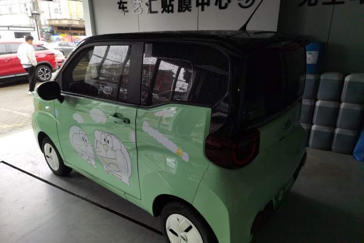 Used Chery QQ Ice Cream 2022 120km Conical Shape Lithium Iron Phosphate