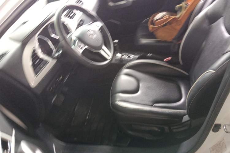 Used  Refine S2 2015 1.5L CVT Luxury Smart Version
