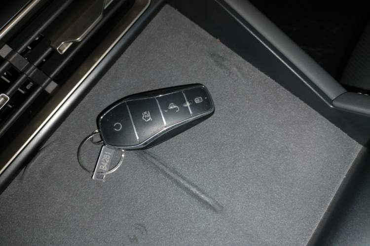 Used BYD Qin L 2025 DM-i Smart Drive 120KM Superior Model