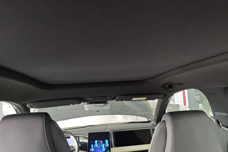 Used  L7 2024 1.5T 115 km PLUS Dragon Edition