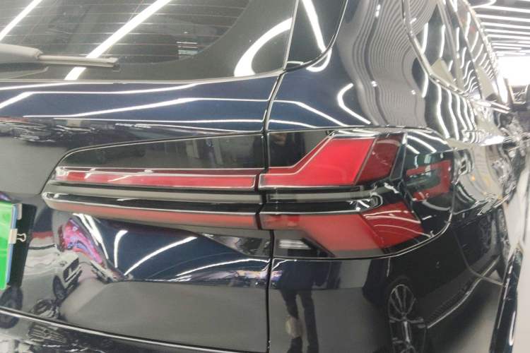 Used BMW X5 2023 xDrive 30Li Luxury M Sport Night Edition Package
