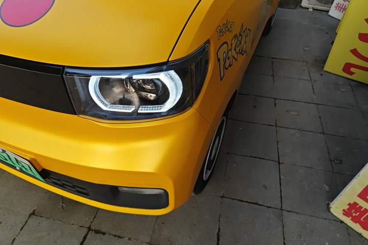 Used Wuling Hongguang MINIEV 2021 Macaron Premium Model – Lithium Iron Phosphate
