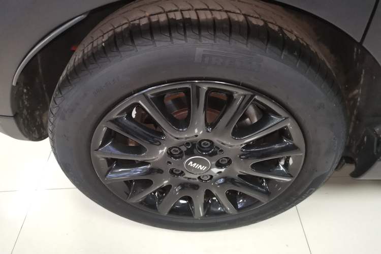 Used  MINI 2021 1.5T COOPER Classic Edition Five-Door Version
