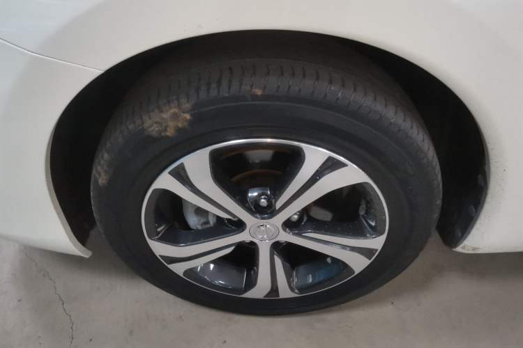 Used Nissan Tiida 2016 1.6L CVT Smart Drive Edition
