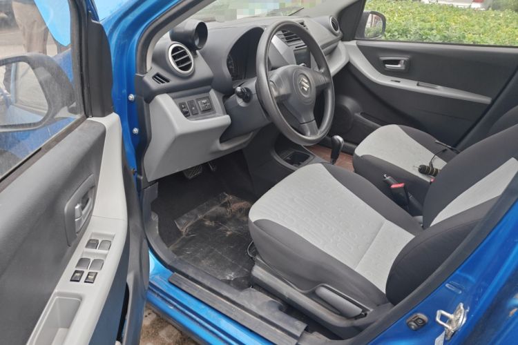 Used Suzuki Alto 2013 1.0L Automatic Luxury Model
