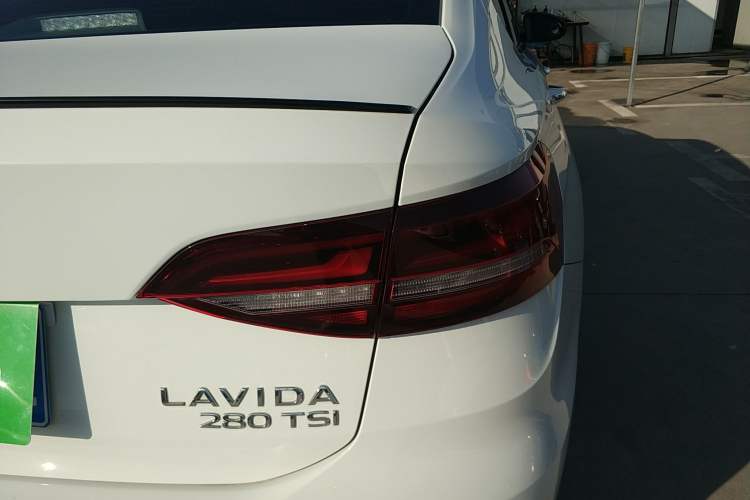 Used Volkswagen Lavida 2023 280TSI DSG Starry Sky Deluxe Edition
