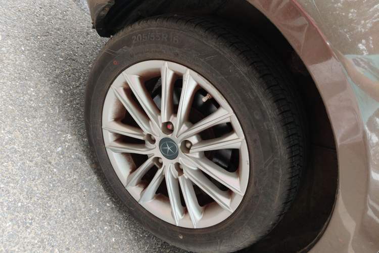 Used  Heyue 2012 1.5L Manual Luxury Sport Edition