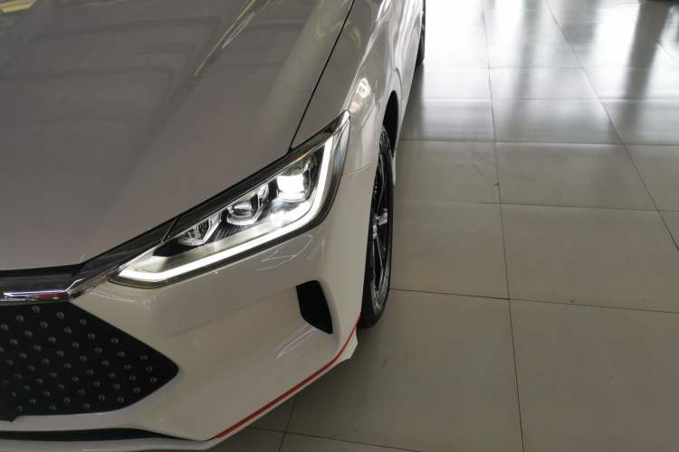 Used BYD e2 2019 Standard Range Model – Smart & Comfortable Version
