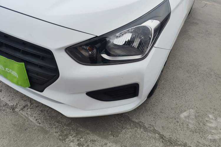 Used Hyundai Verna 2017 1.4L Manual Refreshed Version China VI Standard
