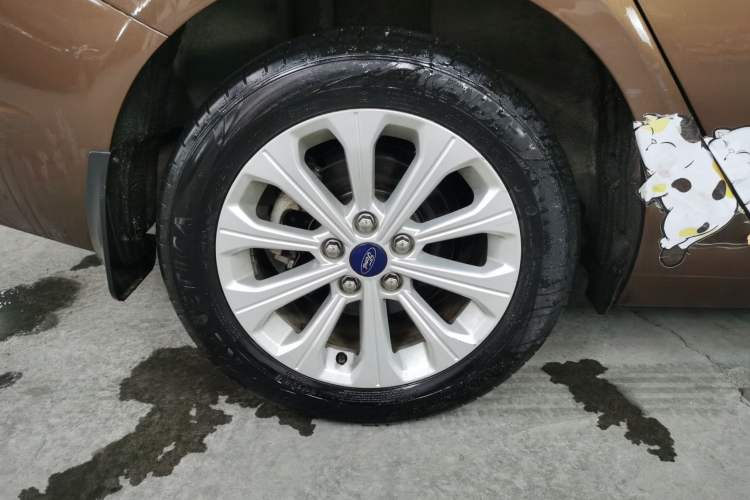 Used Ford Escort 2017 Happiness Edition 1.5L Automatic Fashion Version
