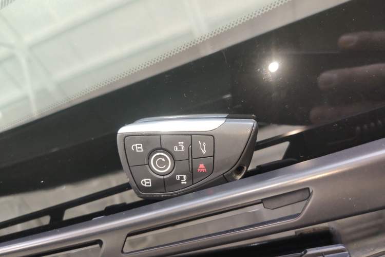 Used Buick GL8 2025 Lu Zun Deluxe Edition
