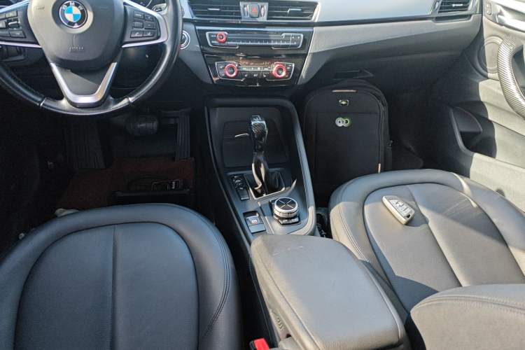 Used BMW X1 2016 sDrive18Li Premium Edition
