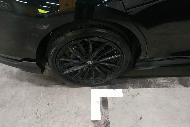 Used Changan UNI-V 2024 1.5T Prestige Sport Edition