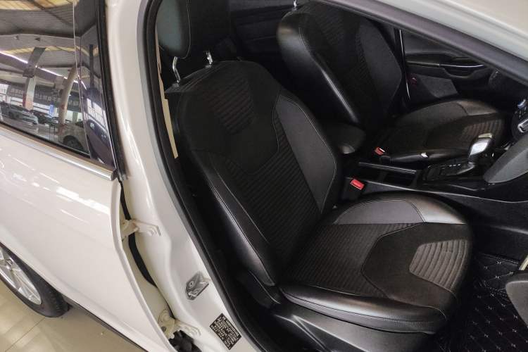 Used Ford Focus 2015 Hatchback EcoBoost 180 Automatic Elite Model
