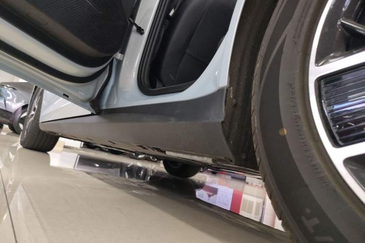 Used BYD Qin L 2025 DM-i Smart Drive 120KM Superior Model
