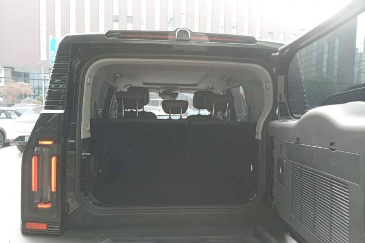 Used JETOUR Traveler 2023 2.0T All-Wheel-Drive CrossPRO
