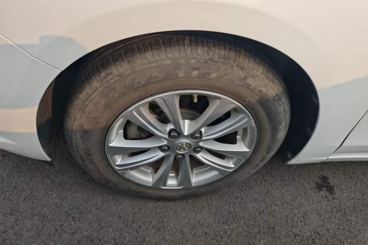 Used Buick GT 2017 15N Automatic Entry-Level Trim
