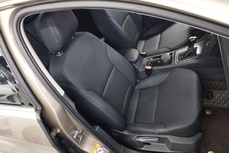 Used Volkswagen Golf 2014 1.6L Automatic Comfort Model