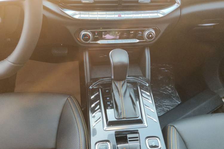 Used Bestune T77 2019 230 TID Automatic Luxury Version China VI Emission Standard