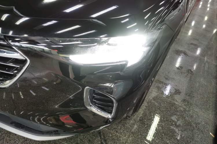 Used Buick Envision 2022 Facelift Encore S 552T Two-Wheel-Drive Luxury Model
