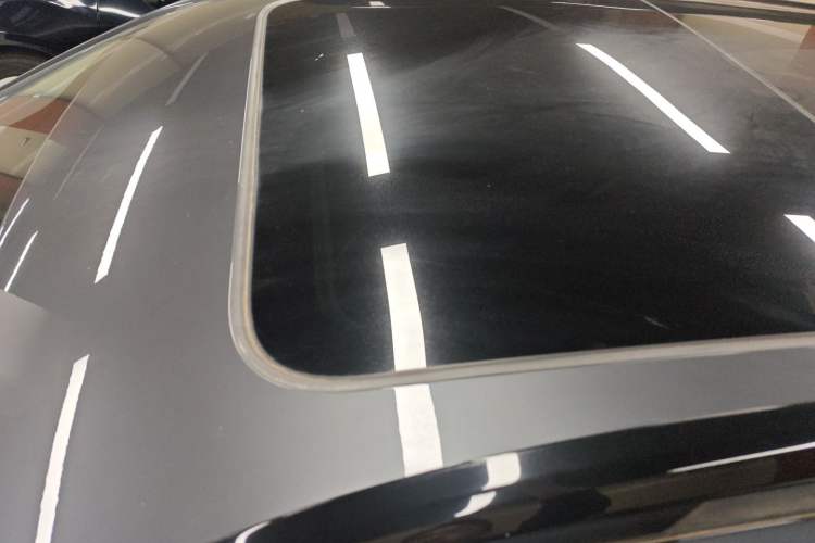 Used Roewe RX5 2023 PLUS 330TGI Automatic Trendsetting Smart Edition
