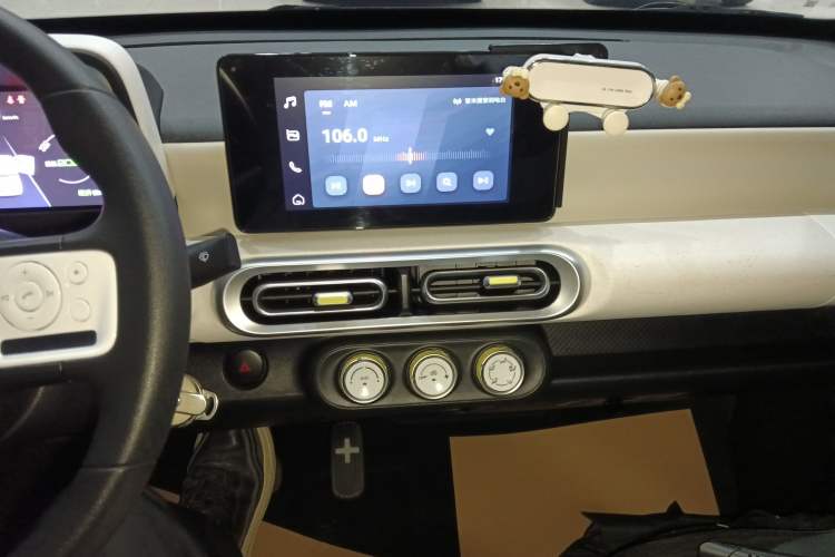 Used Wuling Hongguang MINIEV 2024 3rd Generation 215km Advanced Version