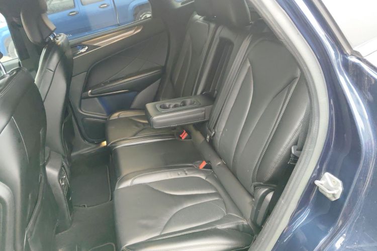 Used Lincoln MKC 2016 2.0T Two-Wheel Drive Deluxe Edition