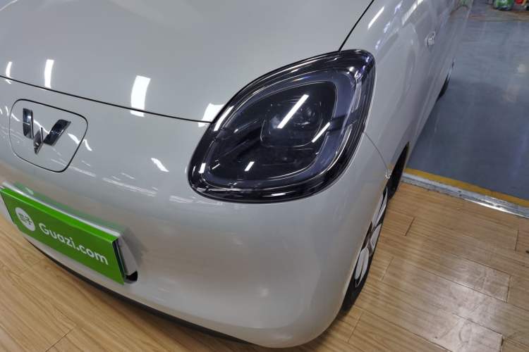 Used Wuling Hongguang MINIEV 2025 Four-Door Version Advanced Edition
