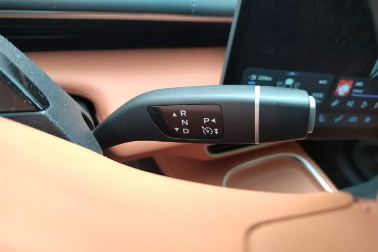 Used Deepal S07 2023 200Max Range-Extended Version
