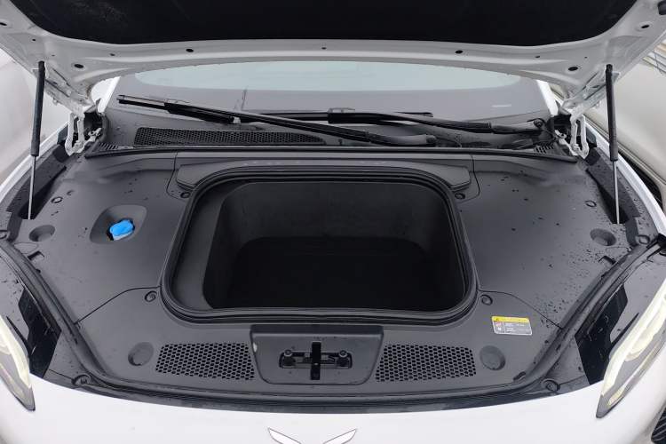 Used Hongqi EH7 2024 690 Pro