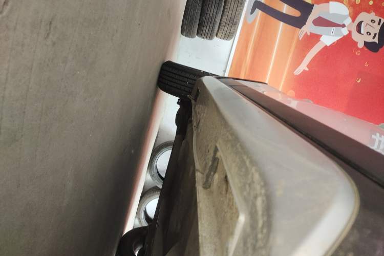 Used Geely Auto Vision X3 2017 1.5L Manual Elite Model
