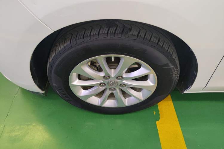 Used Buick GL8 2017 ES 28T Premium Version China V Standard
