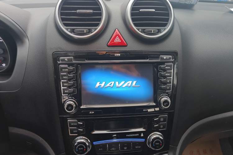 Used Haval H6 2016 Upgraded Model 1.5T Manual Two-Wheel Drive Elite Version
