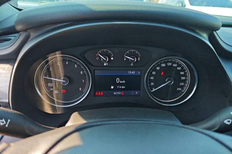 Used Buick LaCrosse 2022 652T Luxury Version
