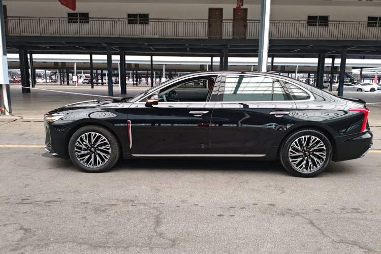 Used Hongqi H5 2024 2.0T Automatic Smart Connect Flagship Edition
