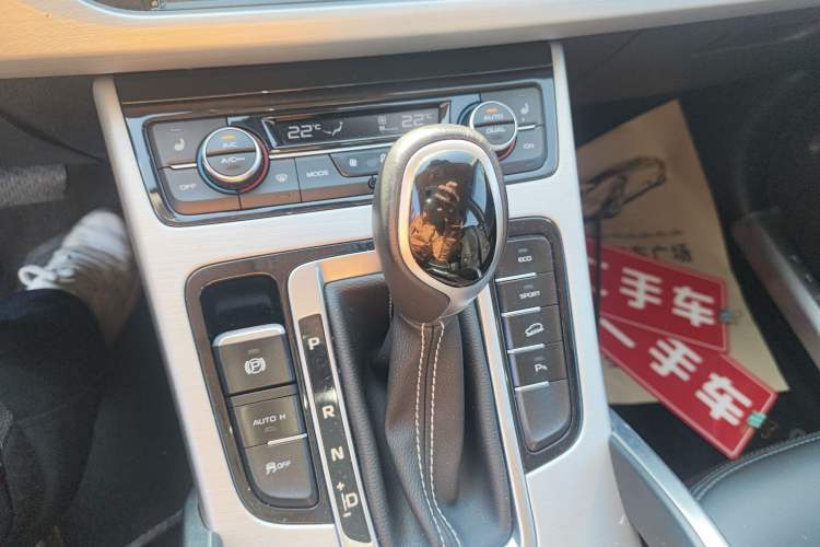 Used Geely Auto Emgrand X7 Sport 2016 1.8TD Automatic Smart Model
