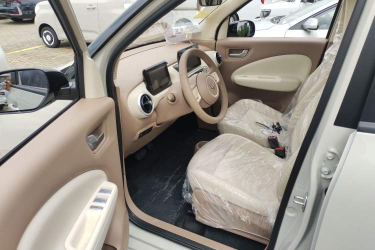 Used Wuling Hongguang MINIEV 2025 Four-Door Version Zhenxiang+ Edition
