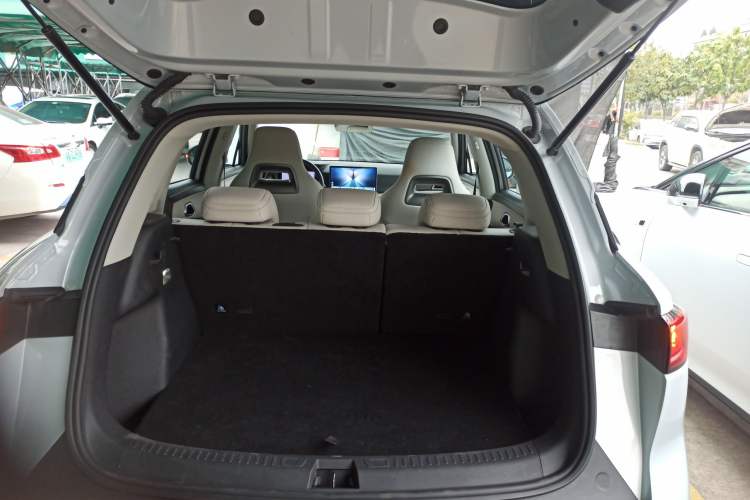 Used BYD Yuan UP 2025 Intelligent Driving Version 401 KM Dynamic Edition
