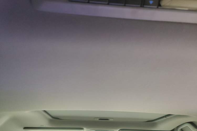 Used Toyota Granvia 2022 2.5L Hybrid Prestige Edition