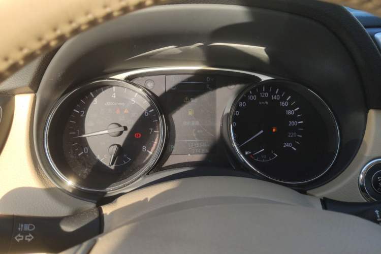 Used Nissan X-Trail 2014 2.5L CVT Luxury Edition 4WD
