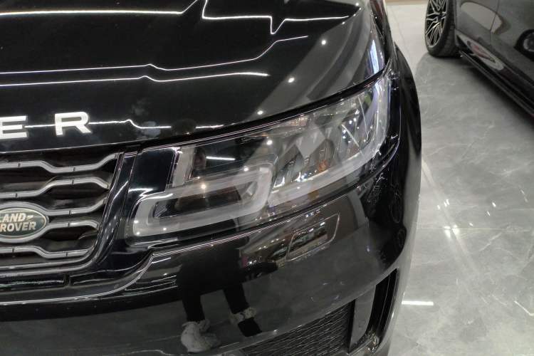 Used Land Rover Range Rover Sport 2020 3.0 L6 SE